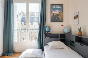 3 bedrooms, WiFi, bed sheets