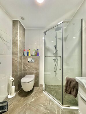 Apartment | Bathroom - Modern One Bedroom Apartment  (Budva)