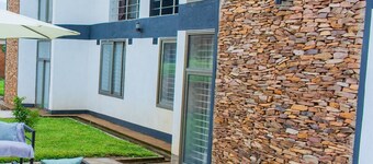 Luxurious Divine Heights Apartments: Short-Term Rentals in Lilongwe's Area 43