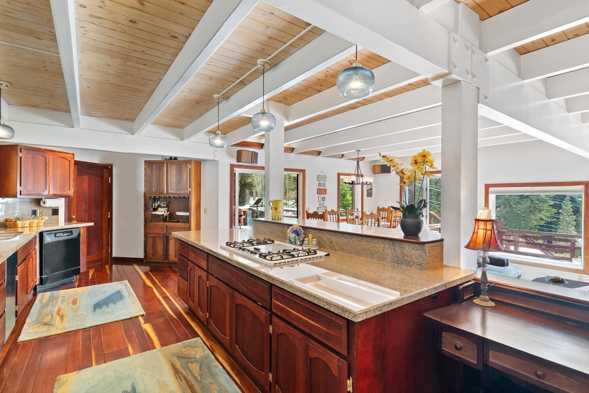 House, Multiple Beds (Polaris Place) | Private kitchen