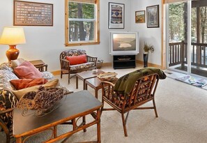 Hytte, flere senger (Cascade Woods) | Oppholdsrom