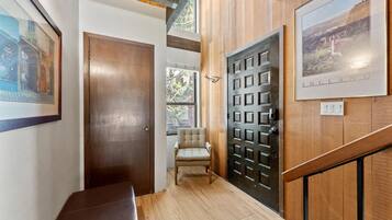 Appart'hÎtel, plusieurs lits (Corwin's Quarters) | Intérieur