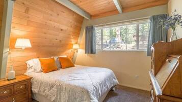 Chalet, Multiple Beds (31 Night Minimum at Ski Bird's Paradi) | 5 bedrooms, WiFi