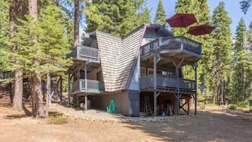 Chalet, Multiple Beds (31 Night Minimum at Ski Bird's Paradi) | Exterior