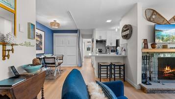 Condo, Multiple Beds (Stone's Throw) | Living area