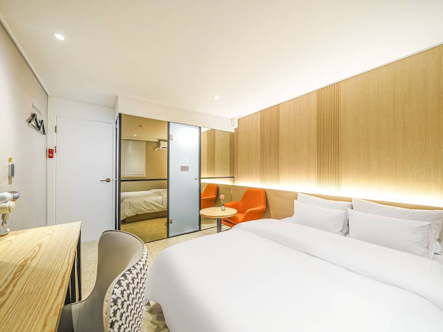 Quarto casal básico | Roupas de cama premium