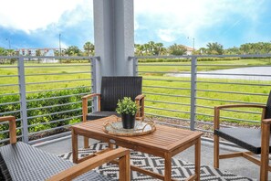 Property grounds - 3 Bedrooms, 2 bathrooms Condo (Kissimmee)