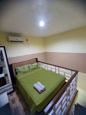Executive Double Room - Promosia Guest House (Surabaya)