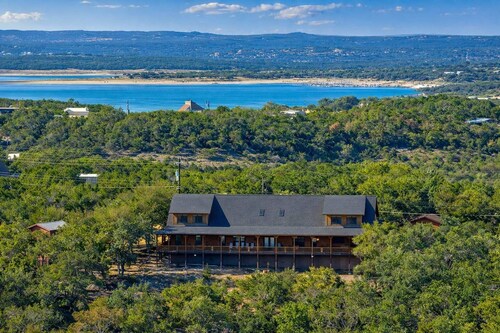 Game Room + Fire Pit | Scenic Views | Sleeps 16