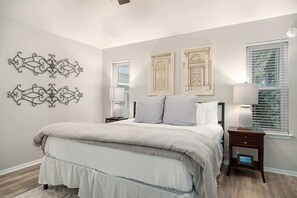 4 chambres, bureau, fer et planche à repasser, Wi-Fi