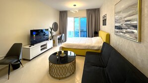 Design Apartment - Cosmos Living Stunning Apt in Lago Vista (Dubai)