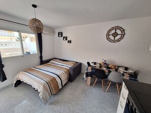 1 多间卧室、熨斗/熨衣板、WiFi