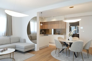 Superior Apartment, Sea View, Sea Facing | Private kitchen