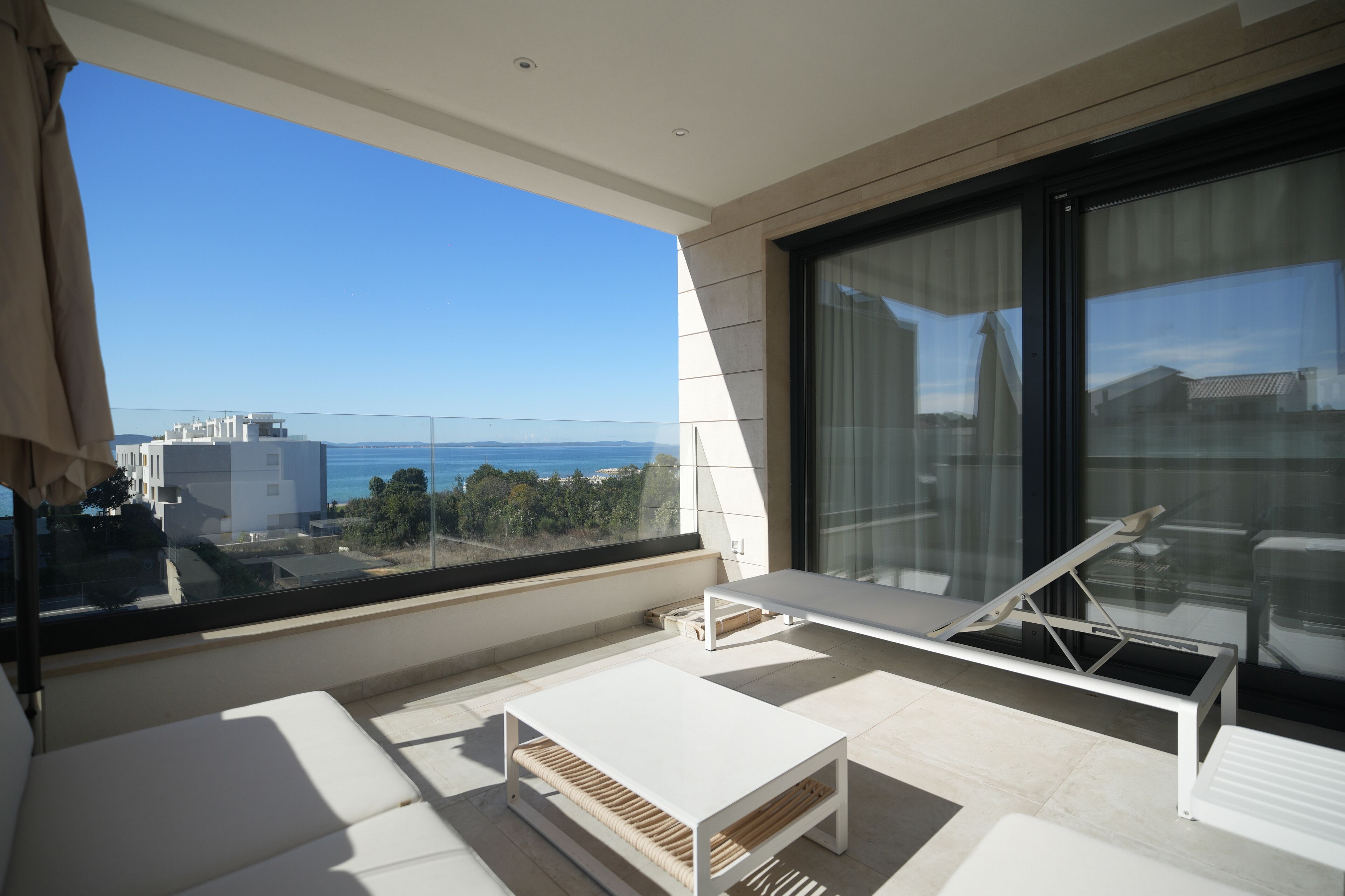 Appartamento Comfort, 2 camere da letto, vista mare, lato spiaggia | Terrazza/patio