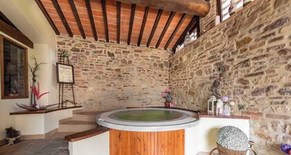 Luxury Villa W/ Spa, Jacuzzi, and Massage Wellness