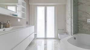 Apartamento (2 Bedrooms) | Parte interna