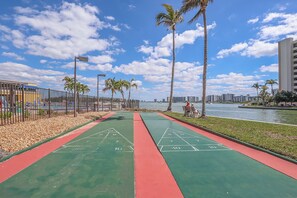 Sports court - Million Dollar Views! 1B/2B Bayfront Windward Point 508 (Fort Myers Beach)