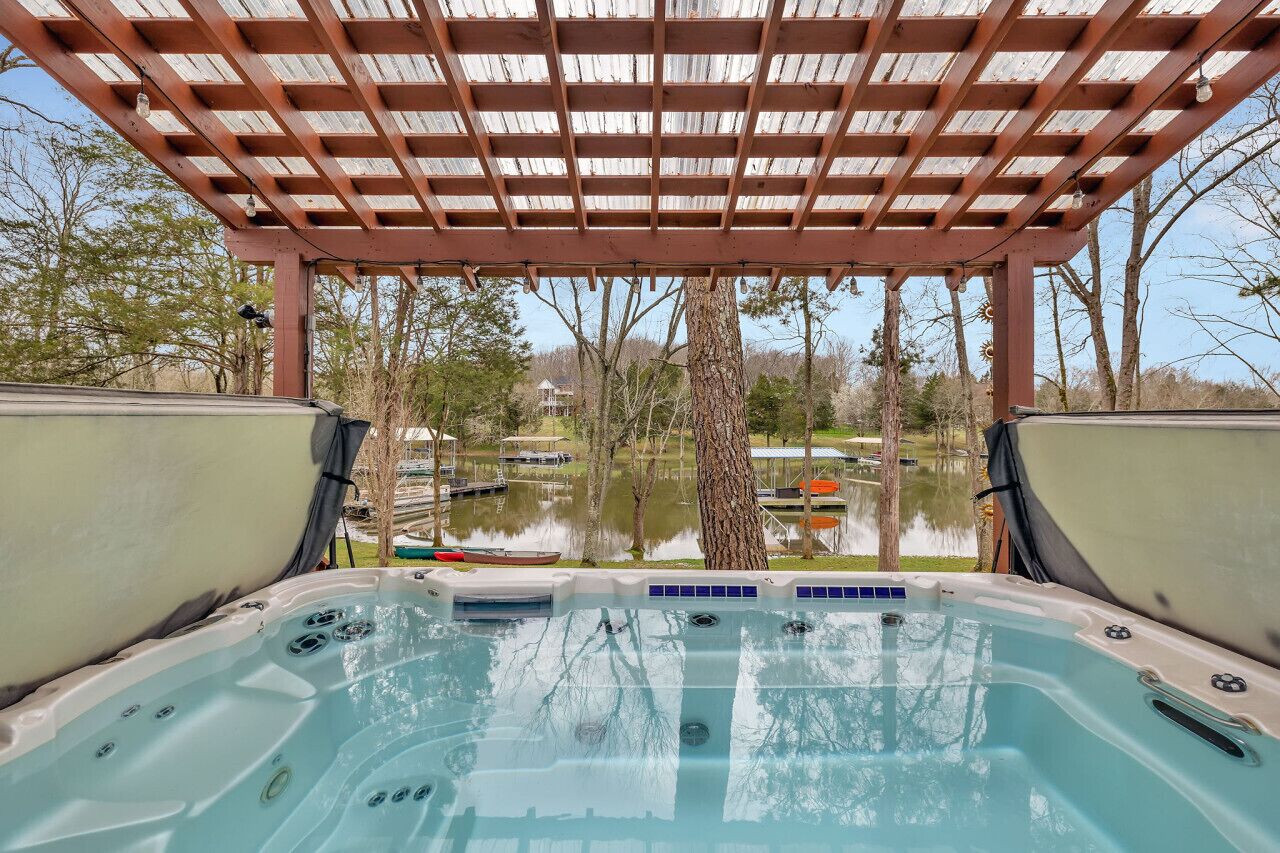 Bain à remous extérieur