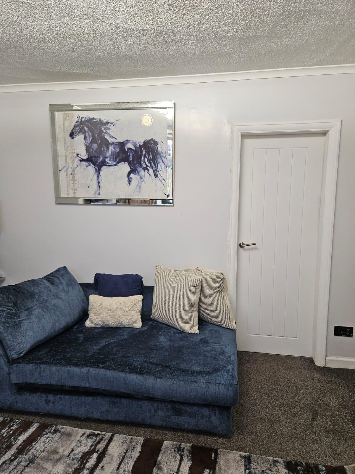 House | Ruang tamu | TV 