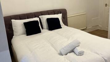Apartment | 1 bedroom, free WiFi, bed sheets