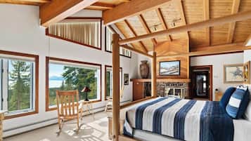 4 quartos, escrivaninha, Wi-Fi de cortesia, roupa de cama