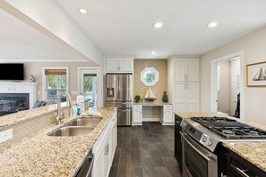 Fridge, microwave, oven, stovetop - Updated 4 BD, private pool, screened porch, walk to beach, waterway view! (Isle of Palms)