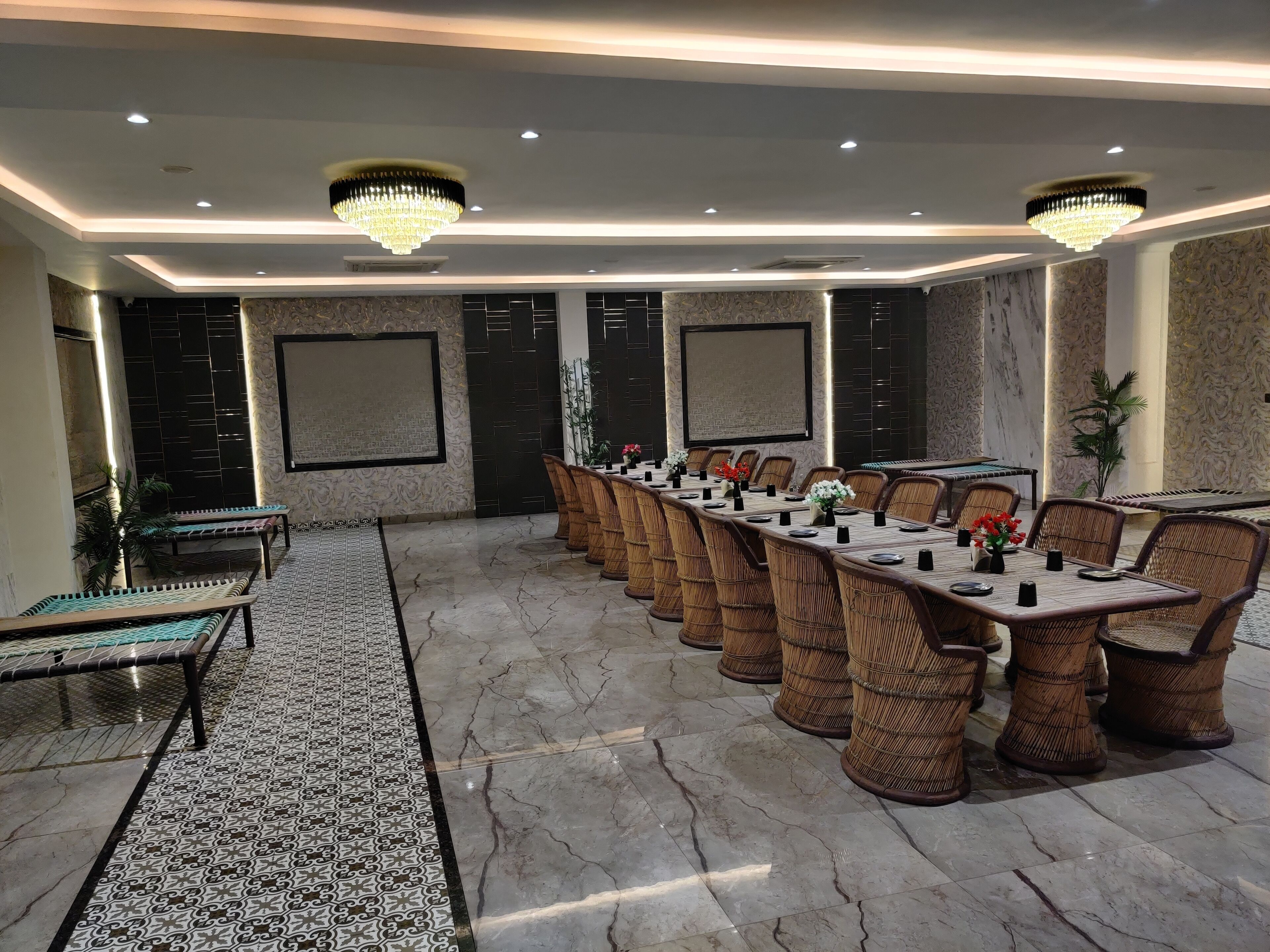 Daily buffet breakfast (INR 300 per person)