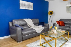 House | Living area | TV - Riverside Retreat - Luxurious 4 Bedroom House (Stockton-on-Tees)