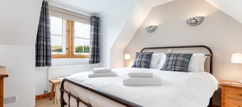 The Neuk | 4 miles to St Andrews