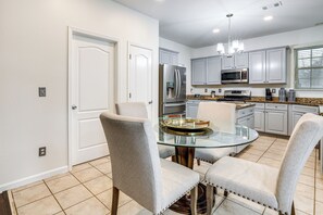 Maison (5 Bedrooms) | Intérieur