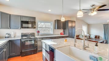 Nhà (4 Bedrooms) | Nội thất