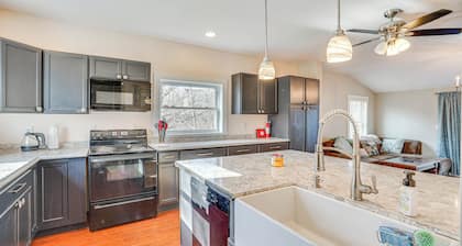 Altmar Home w/ Fire Pit < 1 Mi to Salmon River!