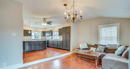 Altmar Home w/ Fire Pit < 1 Mi to Salmon River!