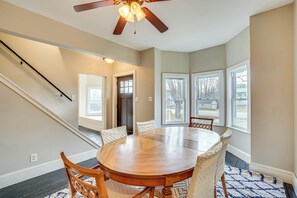 House (4 Bedrooms) | Interior