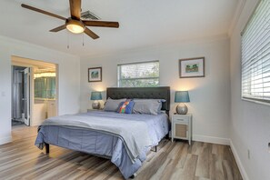 Interior - Centrally Located Sarasota Home w/ Heated Pool! (Sarasota)