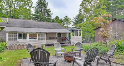 Cozy Lake Luzerne Home - 1 Mi to Wayside Beach!