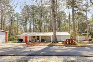 House (1 Bedroom) | Interior