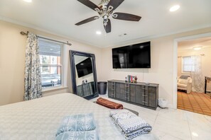 House (1 Bedroom) | Interior