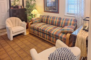 House (1 Bedroom) | Interior