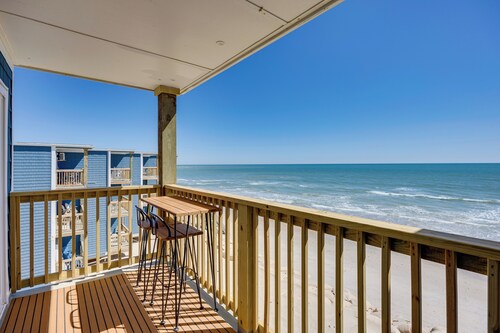 North Topsail Beach Condo w/ Ocean-view Balcony!