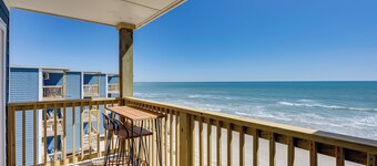 North Topsail Beach Condo w/ Ocean-view Balcony!