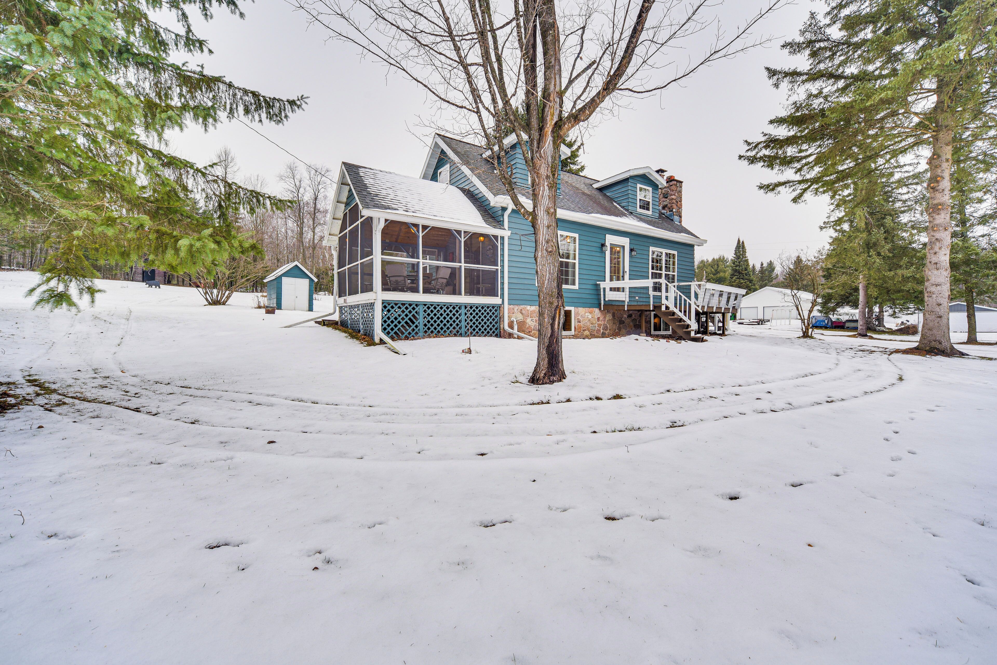 المنشأة من الداخل