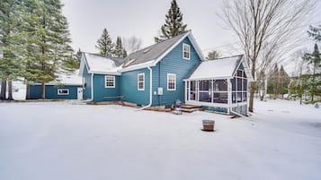 House (4 Bedrooms) | Interior