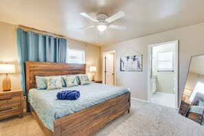 House (3 Bedrooms) | Interior - Game Room + Fire Pit : Lake Havasu Retreat! (Lake Havasu City)