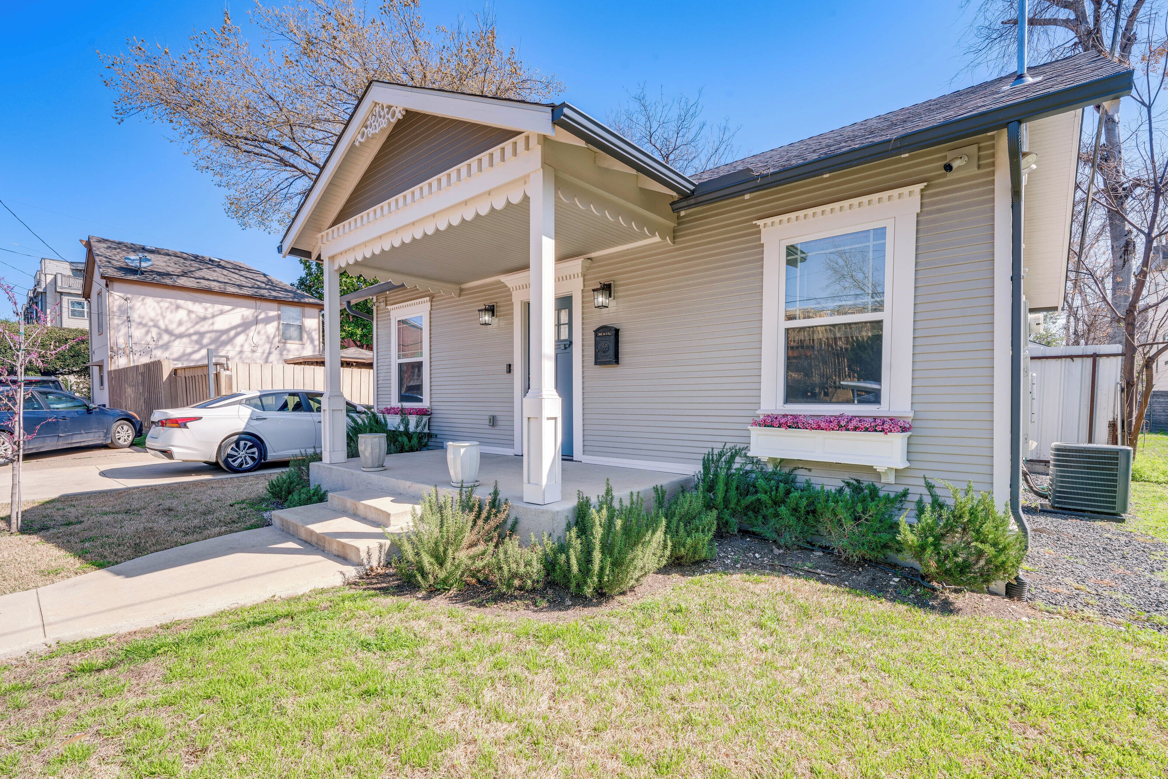 House (1 Bedroom) | Interior