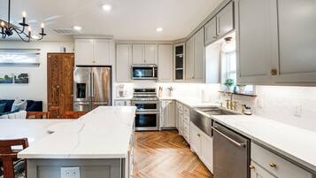 House (1 Bedroom) | Interior