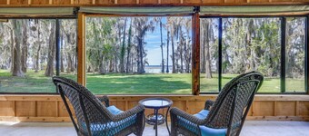 Unique Melrose Home w/ Private Dock & Lake Access!