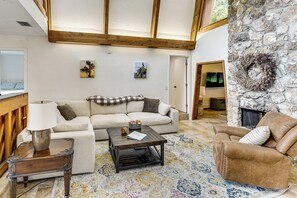 Interior - Unique Melrose Home w/ Private Dock & Lake Access! (Melrose)