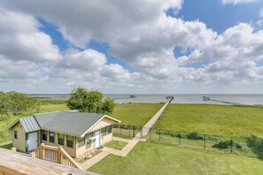 House (3 Bedrooms) | Interior - Pet-friendly Port Arthur Retreat w/ Fishing Pier! (Port Arthur)