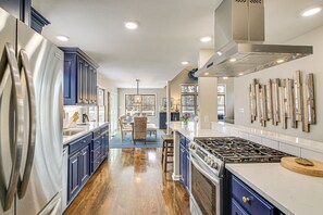 House (3 Bedrooms) | Interior - Hot Springs Lakefront Home w/ Dock & Water Views! (Hot Springs)